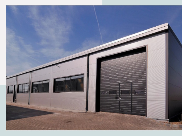 Быстровозводимые склады от СтальСтрой-Ссб по цене 621 руб.