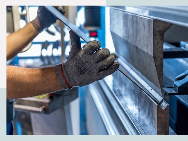 Гибка металла в Сосновоборске